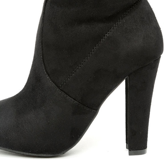 Steve Madden Gorgeous Over the Knee Boot - Picture 4 of 5